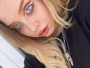 Myfreecams Live Porn of MonaLauu