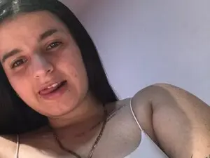 Myfreecams Free Porn Cam of Aidana19