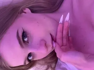 Myfreecams Live Sex of Litttle_angel