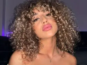 Myfreecams Sex Cam of sweetcurlyyy