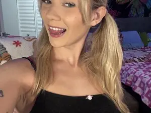 Myfreecams Adult Webcams of VioletRay