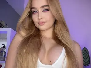 Myfreecams Adult Webcam of ElysaWetxx