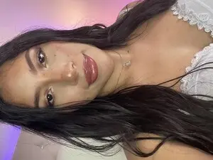 Myfreecams Free Live Porn of Daniela_Henao