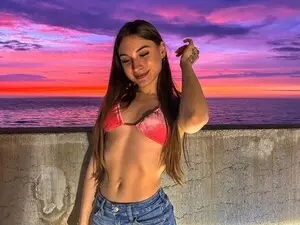 Myfreecams Adult Video Chat of SarahRhyder
