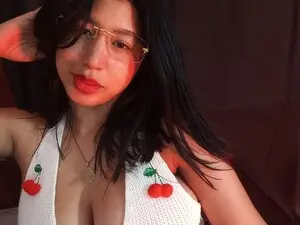 Myfreecams Watch Live Sex Cams of ValeryMorgan