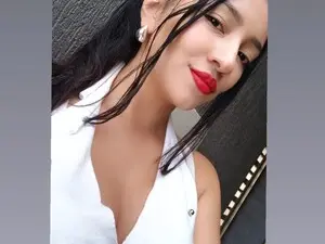 Myfreecams Live Sex Cam of ElenaPreesley