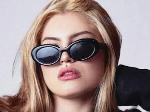 Myfreecams Best Webcam of Scarlet_Moon