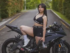 Myfreecams Sex Cam of Melody_black