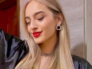 Myfreecams Live Sex of Mazeke