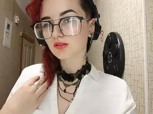 Myfreecams Best Webcam of Ooomg_Kira