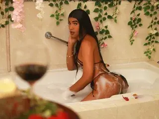 Streamate Adult Webcams of black_cami