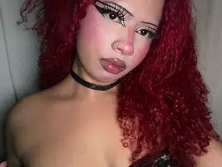 Streamate Adult Webcams of IdunBrunette