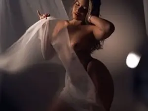 Streamate Live Porn of MiiaSmiiths