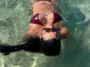 Streamate Live Sex Cam of emilyjeewell
