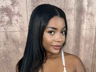 Streamate Sex Cam of CatalinaMontero