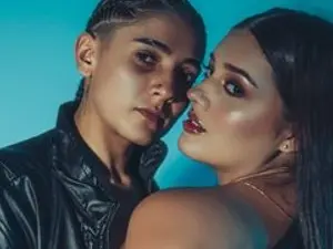 Streamate Watch Live Sex Cams of AndreaAndKarina