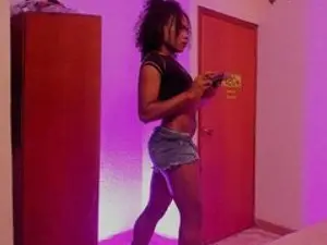 Streamate Adult Video Chat of LaGoldenBitch