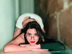 Streamate Private Sex Chat of IsisRoosexx