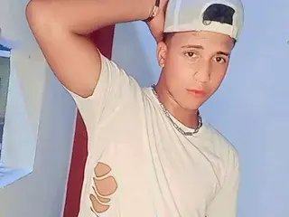 Streamate Live Sex of Santiago_scar