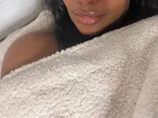 Streamate Live Sex Cam of BlissfullyAmber