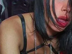 Streamate Live Sex Cam of AlahiaRodriguez