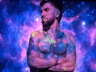 Streamate Watch Live Sex Cams of Franck_White