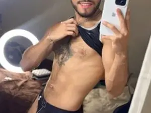 Streamate Free Live Porn of MateoBaer