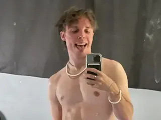 Streamate Adult Video Chat of ShawnTwunk