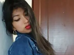 Streamate Watch Live Sex Cams of HellenSscoott