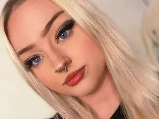 Streamate Sex Chat of ChloeLevine