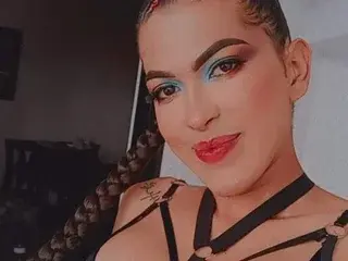 Streamate Live Sex of LuciaMarks