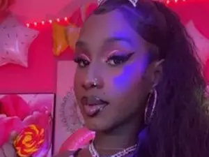 Streamate Watch Live Sex Cams of KANDYEBONYY