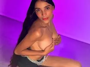 Streamate Sex Cam of MadieGil