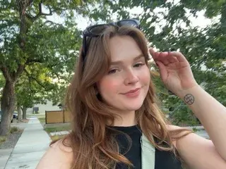 Streamate Free Live Porn of peachypeachiz