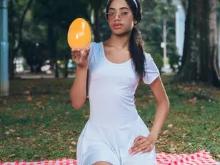 Streamate Adult Video Chat of BrizzaHolguin