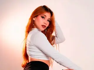 Streamate Live Sex Cam of MiaCassel