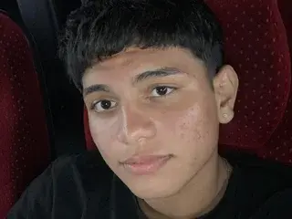 Streamate Nude Webcam of magnustmiller