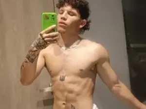 Streamate Free Porn Cam of Samuel_Holden