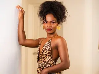 Streamate Sex Chat of RayzaLebons