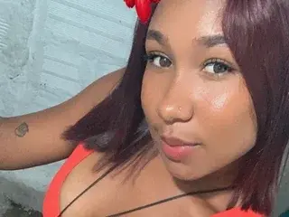 Streamate Sex Cam of Emma_lozano