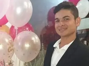 Streamate Live Sex Cam of PacoRiveraa