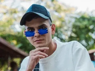 Streamate Free Live Porn of LiamColeman