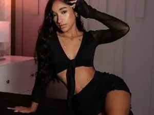 Streamate Sex Cam of LizzaFerreti