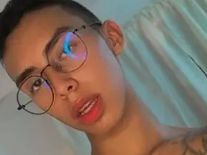 Streamate Live Sex Cam of EthanCoxx19