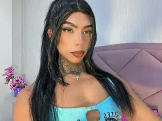 Streamate Free Porn Cam of laurasweett19