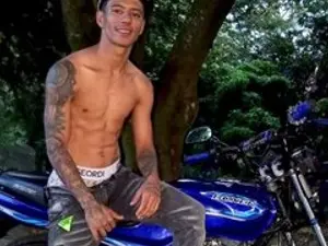 Streamate Nude Webcam of Charlie_oconnor