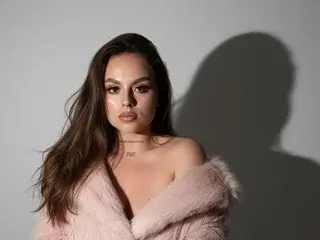 Streamate Sex Cam of Natti_bluee