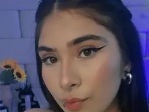 Streamate Watch Live Sex Cams of EmmaaColliins
