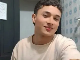 Streamate Sex Cam of Matheus_Ic