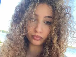 Streamate Private Sex Chat of LuluToofire